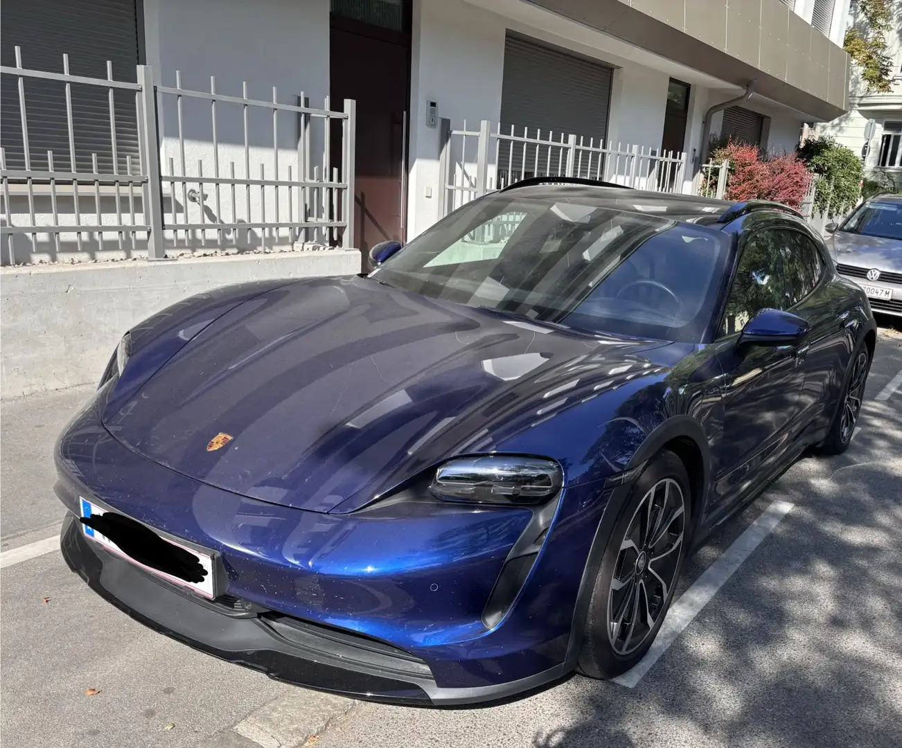 Porsche Taycan 4S Cross Turismo Blau - 1