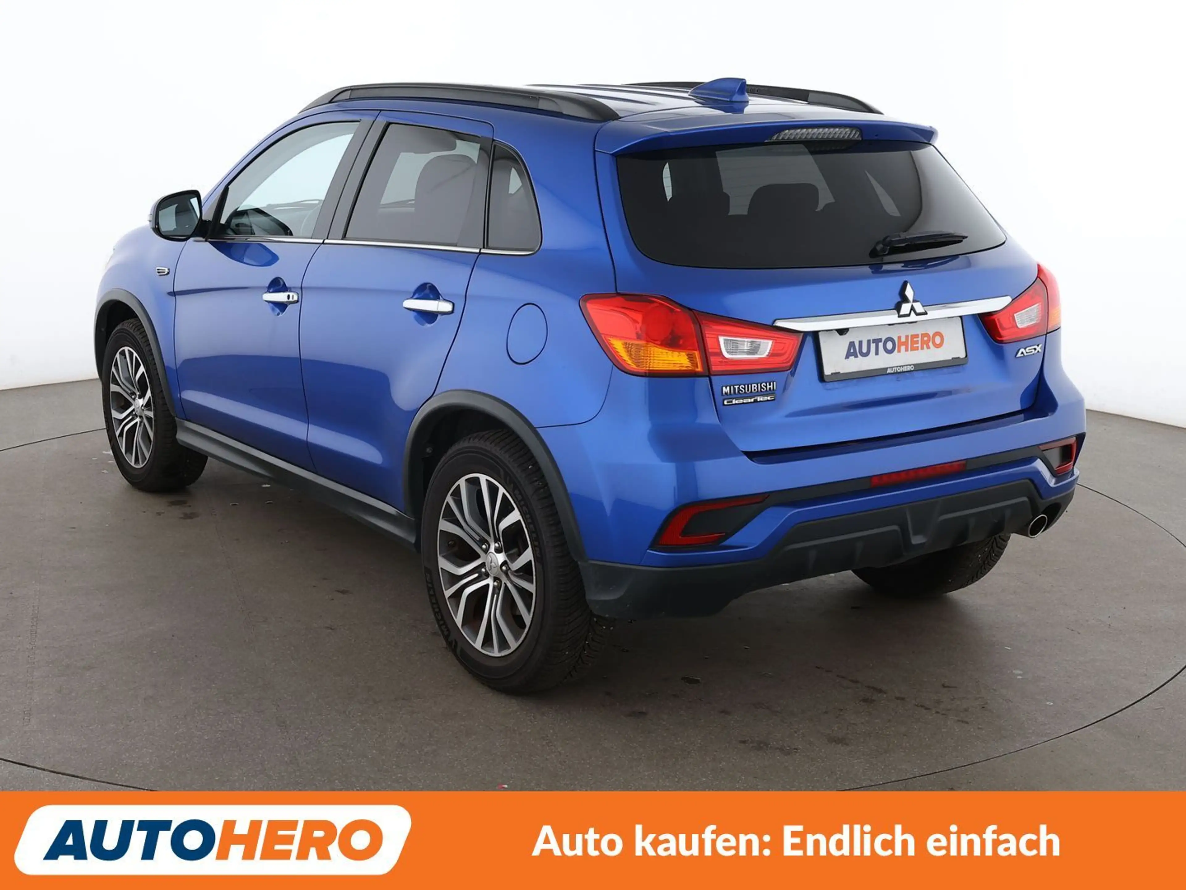 Mitsubishi ASX 1.6 Edition 100+ 2WD *NAVI*XENON*CAM*TEMPO*SHZ* — photo 4