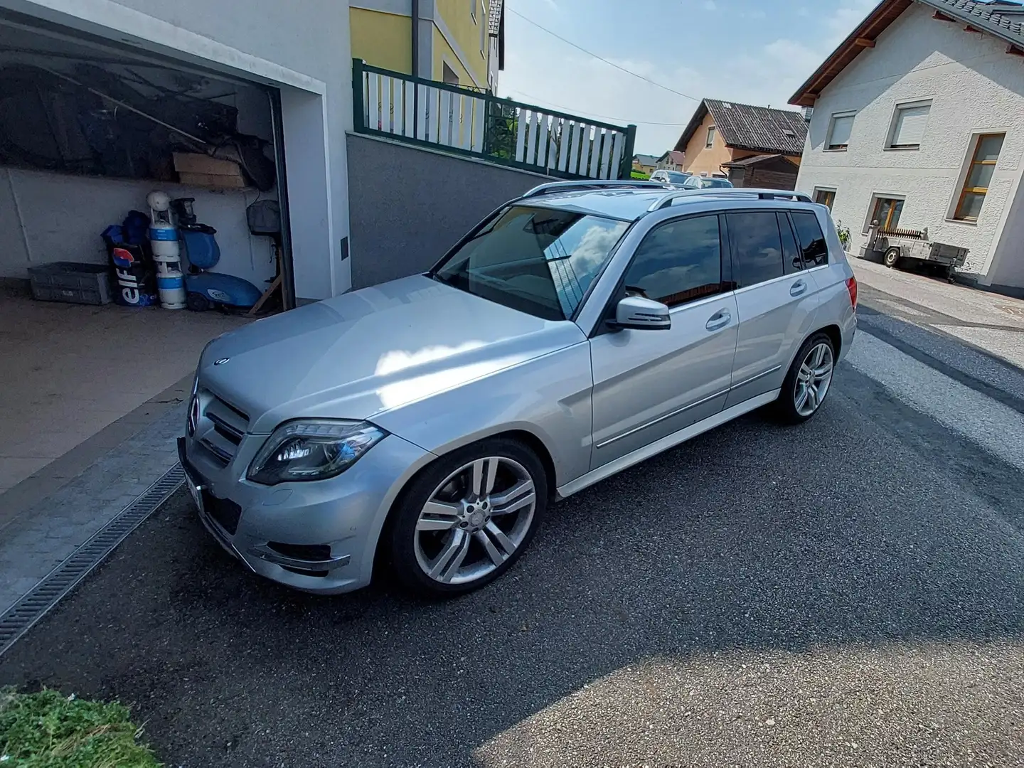 Mercedes-Benz GLK 220 GLK 220 CDI BlueEfficiency A-Edition Plus Aut. Silber - 1