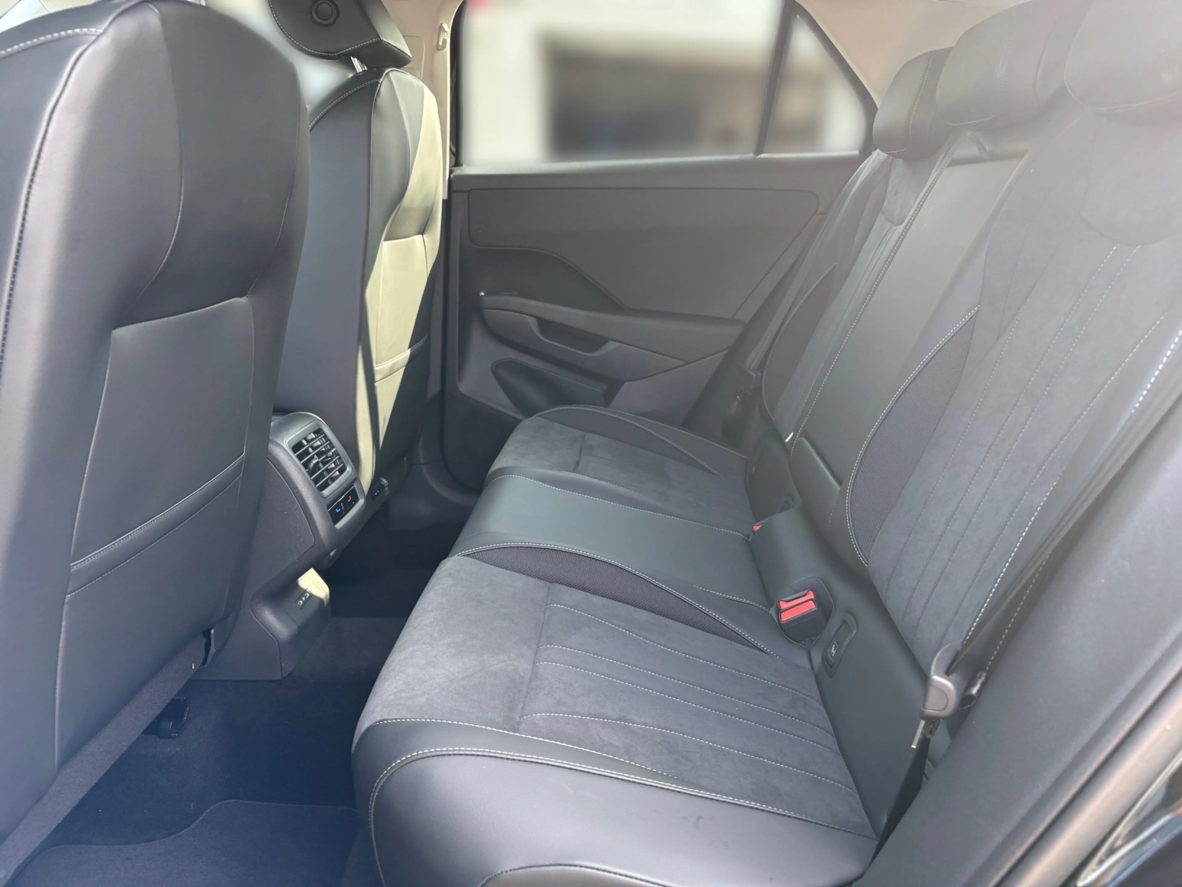 Volkswagen T-Roc 1.5 eTSI Style *AHK*NAVI*KAMERA*SITZHZG* — photo 15