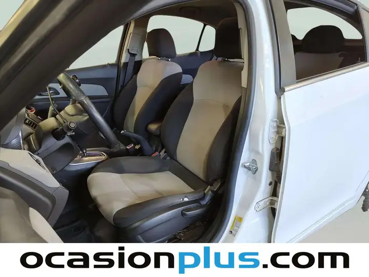 Chevrolet Cruze 2011, foto 9