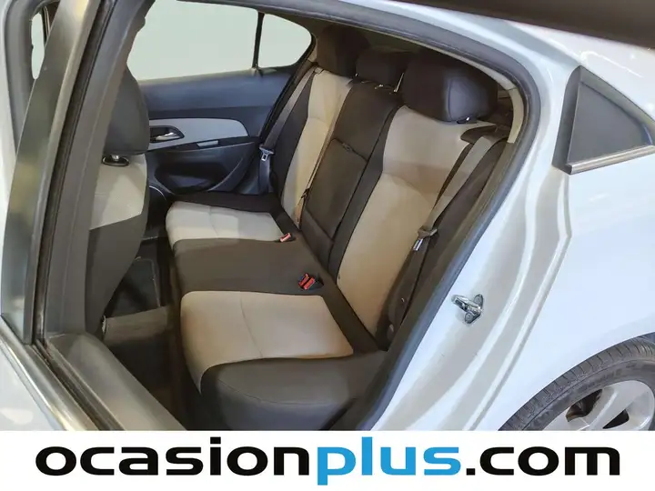 Chevrolet Cruze 2011, foto 10