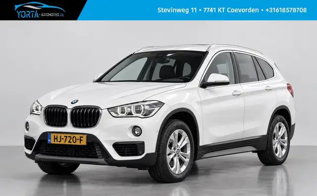 BMW X1 sDrive20i AUTOMAAT*NL AUTO*AFN. TREKHAAK*DEALEROND