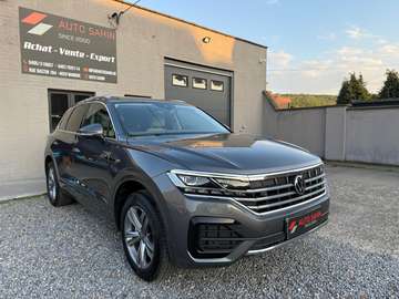 *3.0TDi V6 SCR 4MOTION,R-LINE,TVAC,1ER PROPRIO,FUL