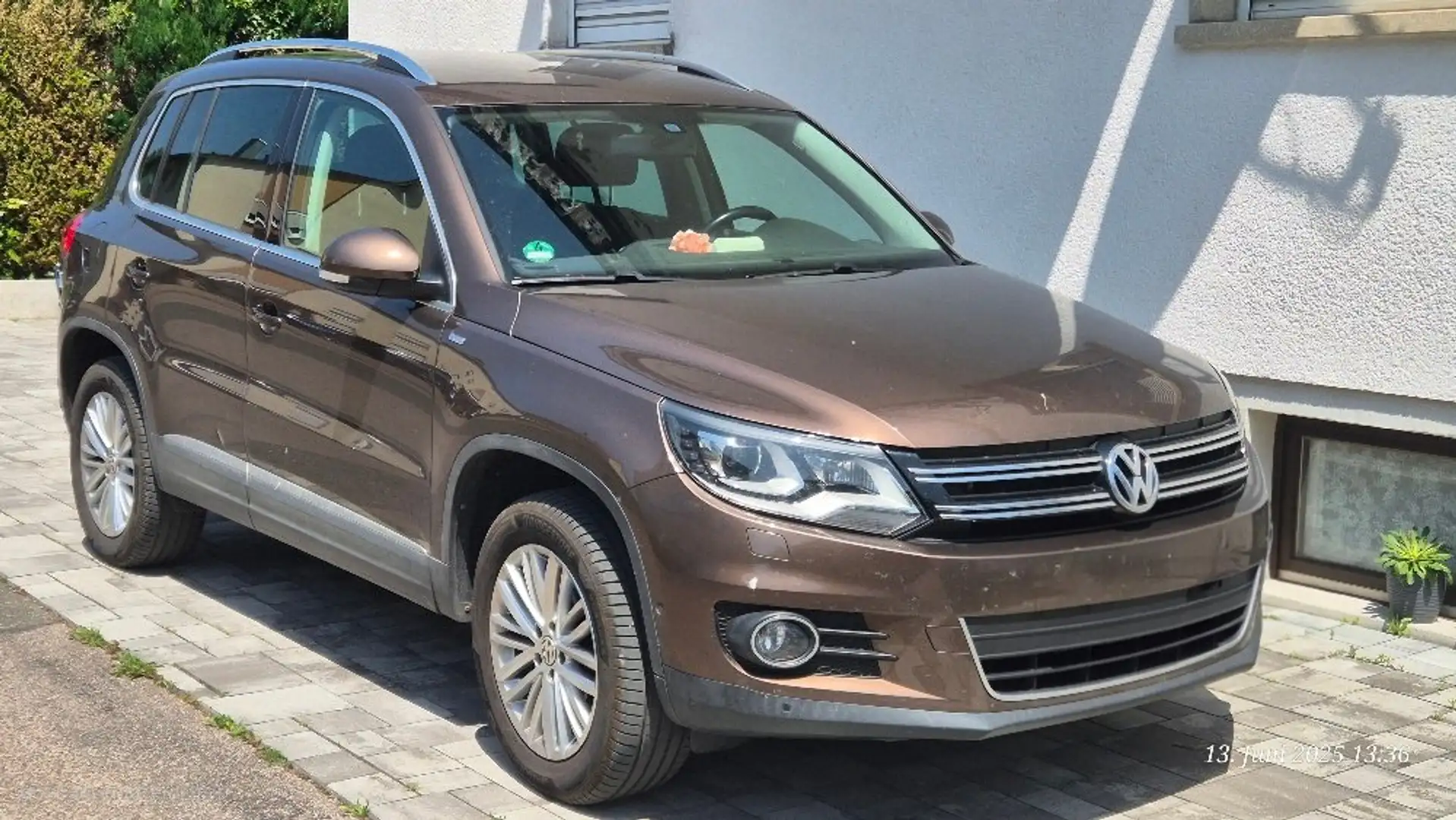 Volkswagen Tiguan Tiguan 2.0 TDI DPF 4Motion BlueMotion Techn. DSG L Braun - 1