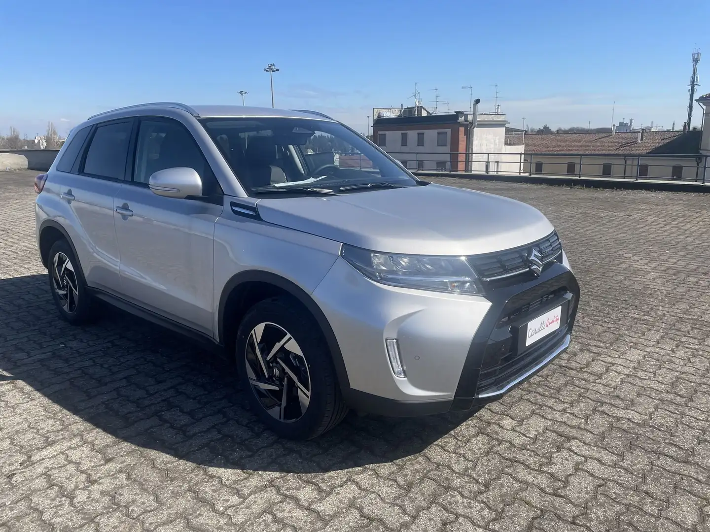 Suzuki Vitara 1.4 Hybrid Top - 1