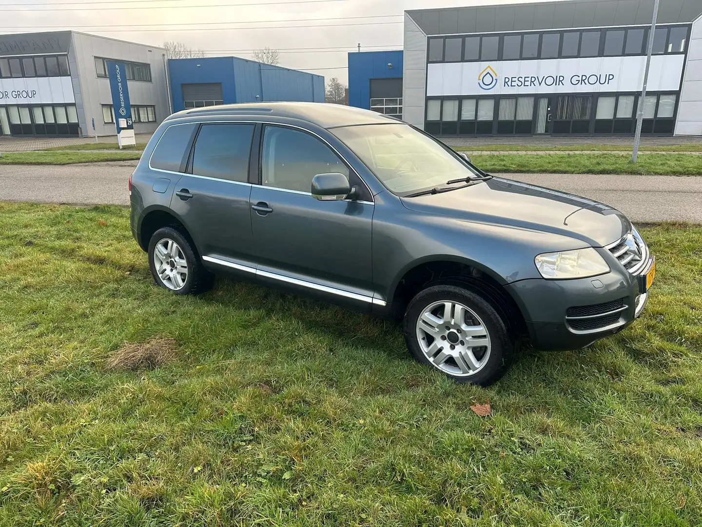 Volkswagen Touareg Touareg 5.0 V10 Gri - 2