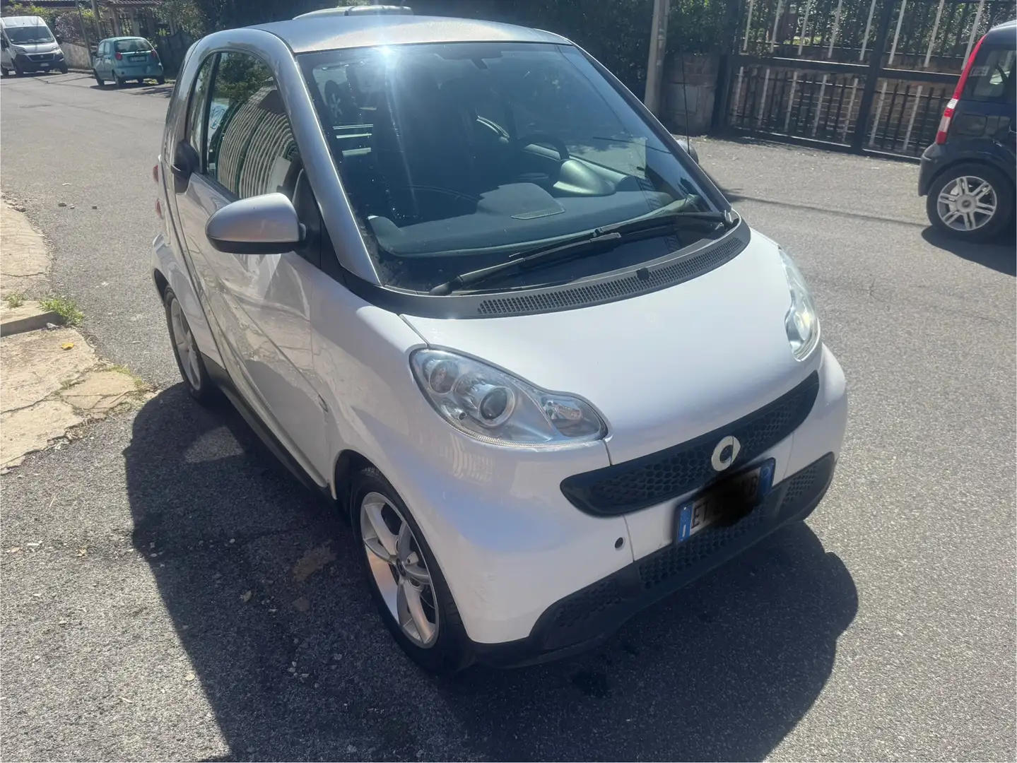 smart forTwo 1.0 mhd bianca lim 70cv - 1