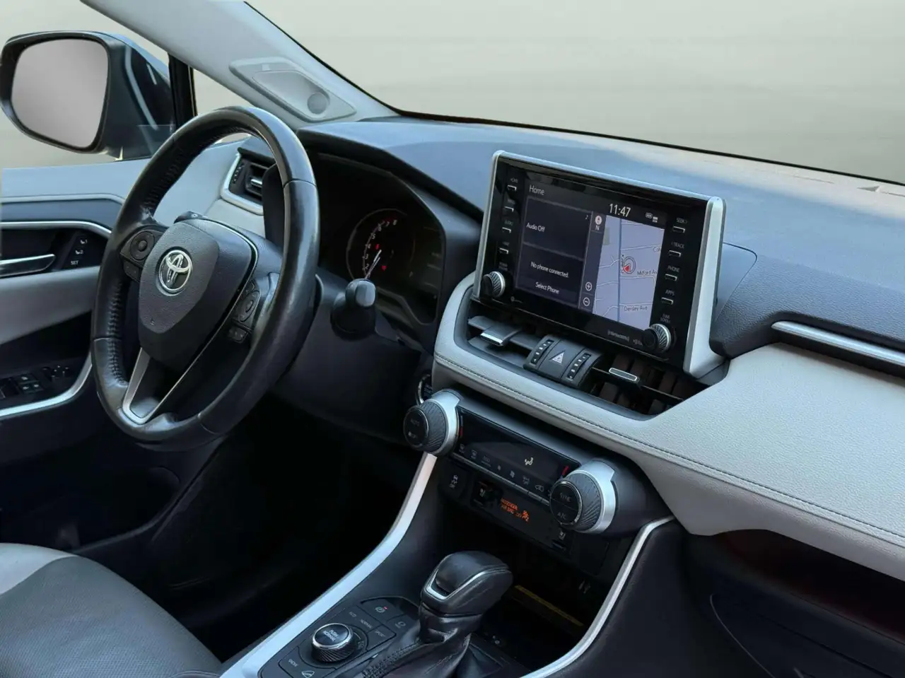Toyota RAV 4 снимка Toyota RAV 4