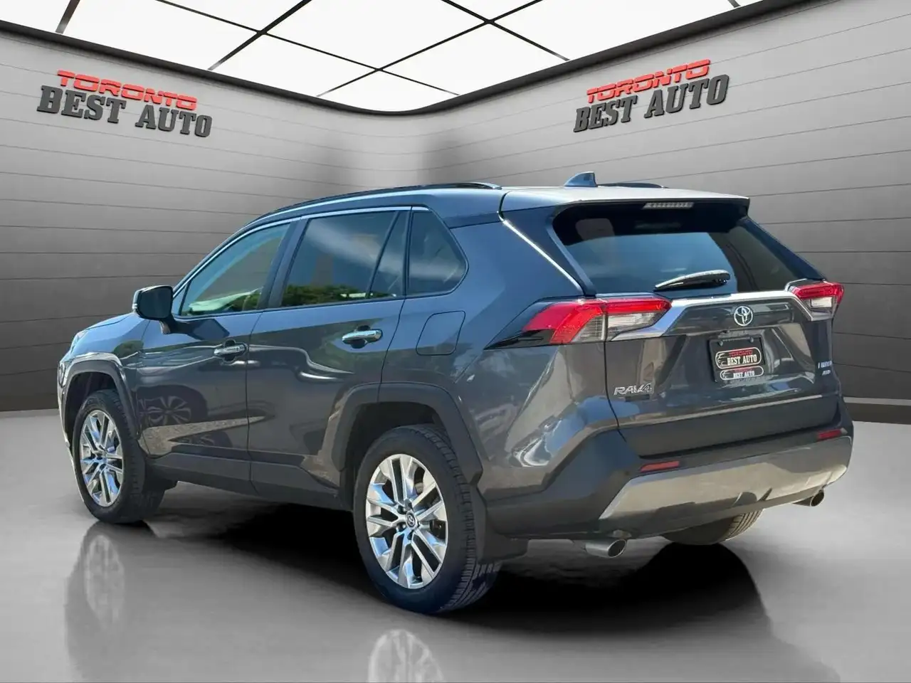 Toyota RAV 4 снимка Toyota RAV 4
