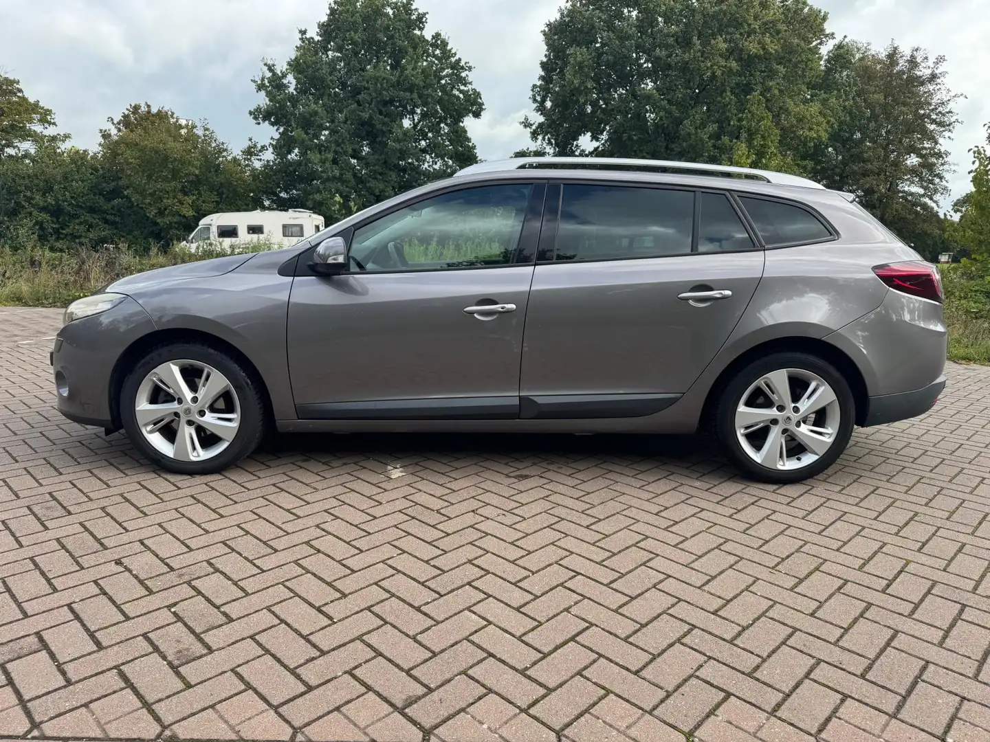 Renault Megane Estate 1.4 TCe airco,cruise control, trekhaak, APK Grau - 2