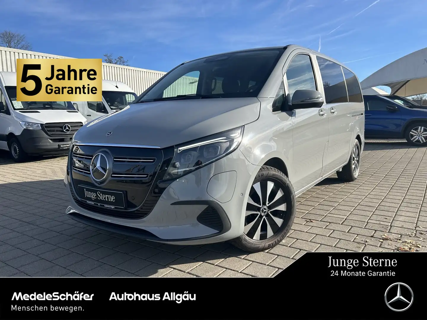 Mercedes-Benz EQV 300 EQV 300 Lang MULTIBEAM DISTR 7 SITZE NEUES MODEL Grau - 1