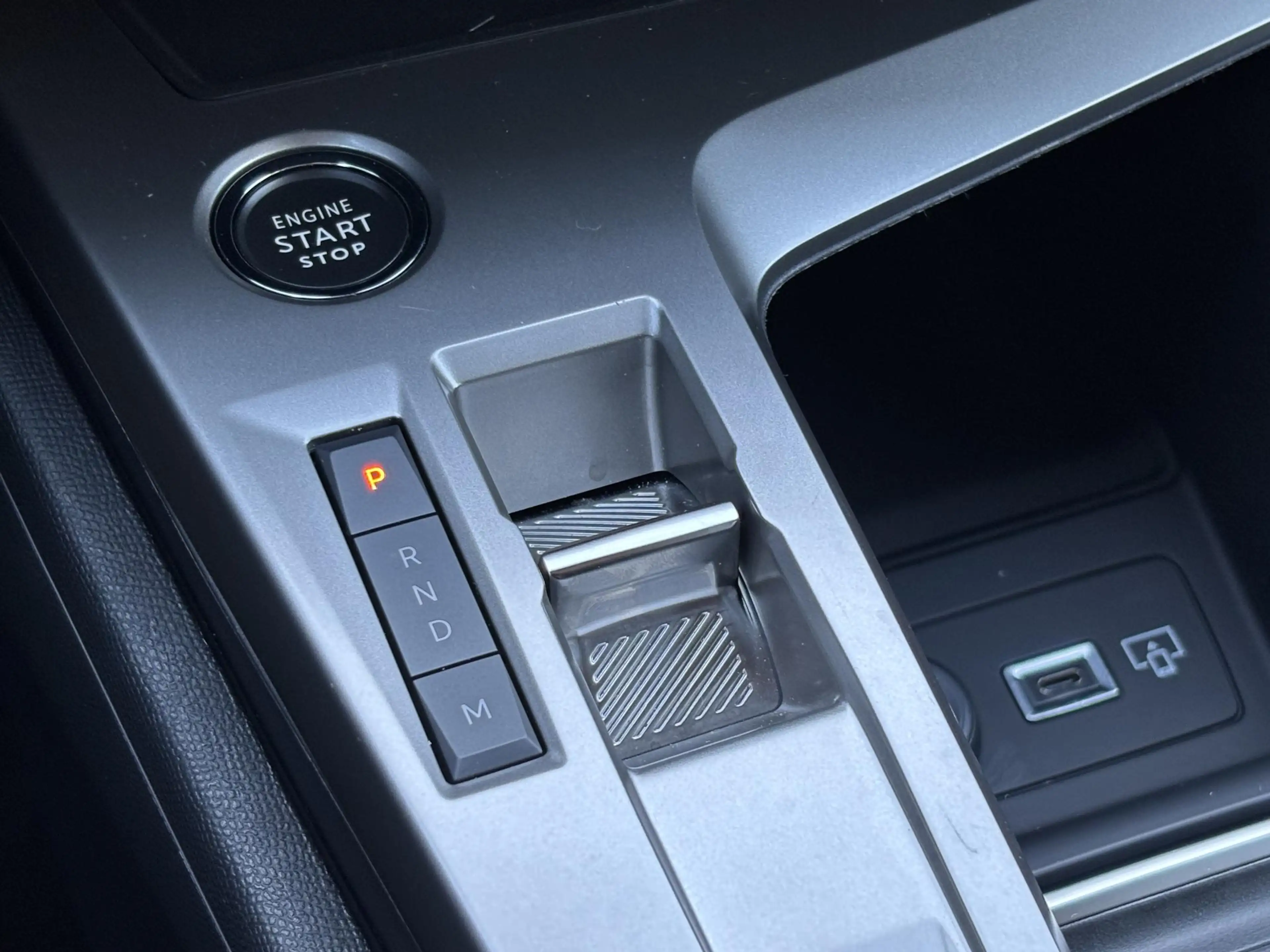 Peugeot 408 1.2 Hybrid 145pk Allure Automaat | Navigatie | Ach — photo 10