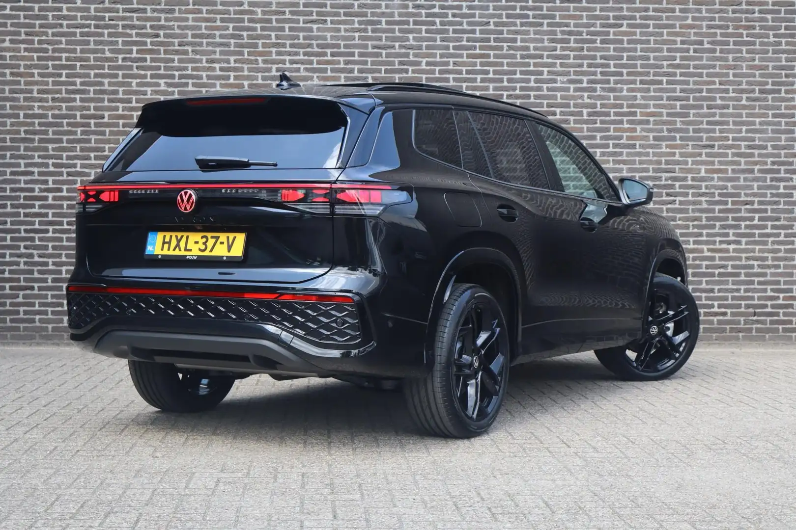 Volkswagen Tayron 1.5 204pk eHybrid R-Line Edition | Panoramadak | T Negro - 2
