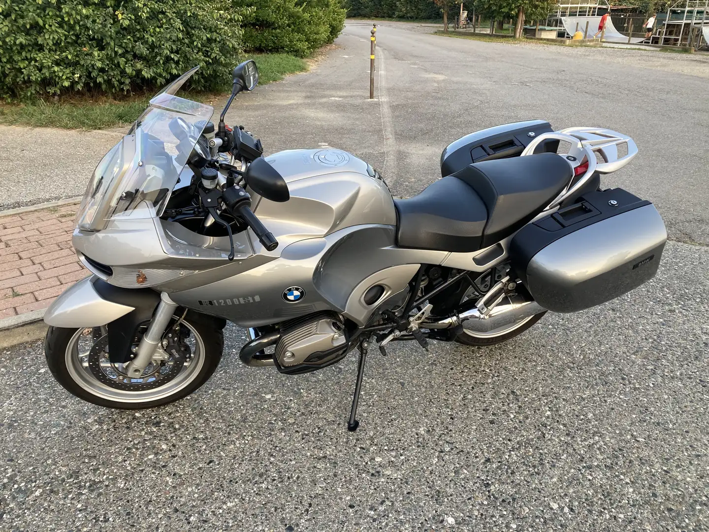 BMW R 1200 ST Plateado - 1
