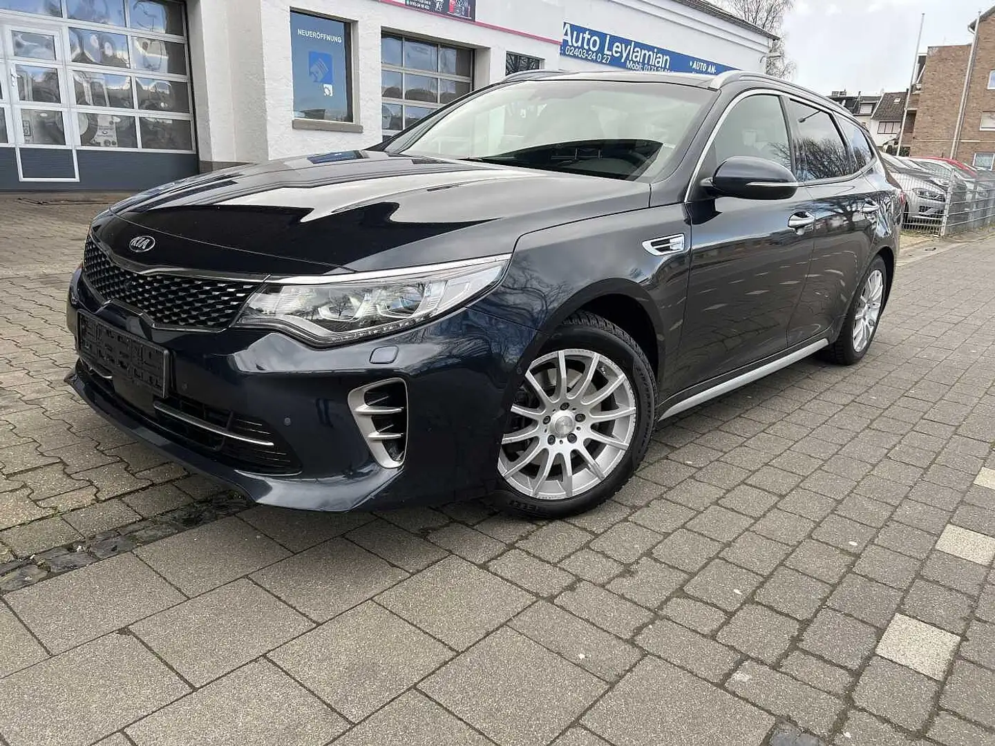 Kia Optima Sportswagon 1.7 CRDI DCT Edition 7 Blau - 1