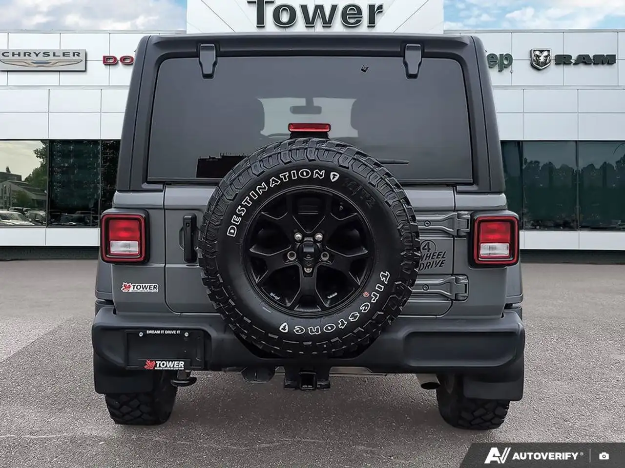 Jeep Wrangler photo Jeep Wrangler