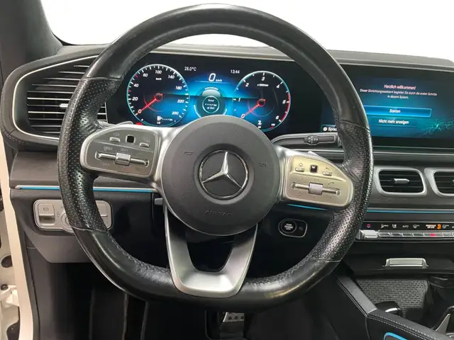 Mercedes-Benz GLS view 13