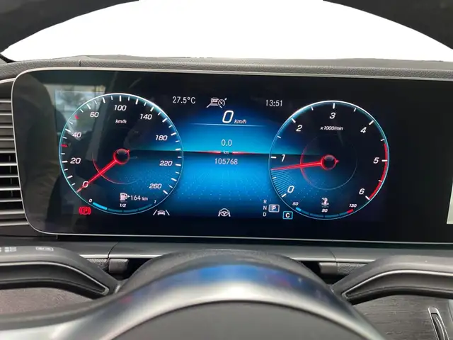 Mercedes-Benz GLS view 14