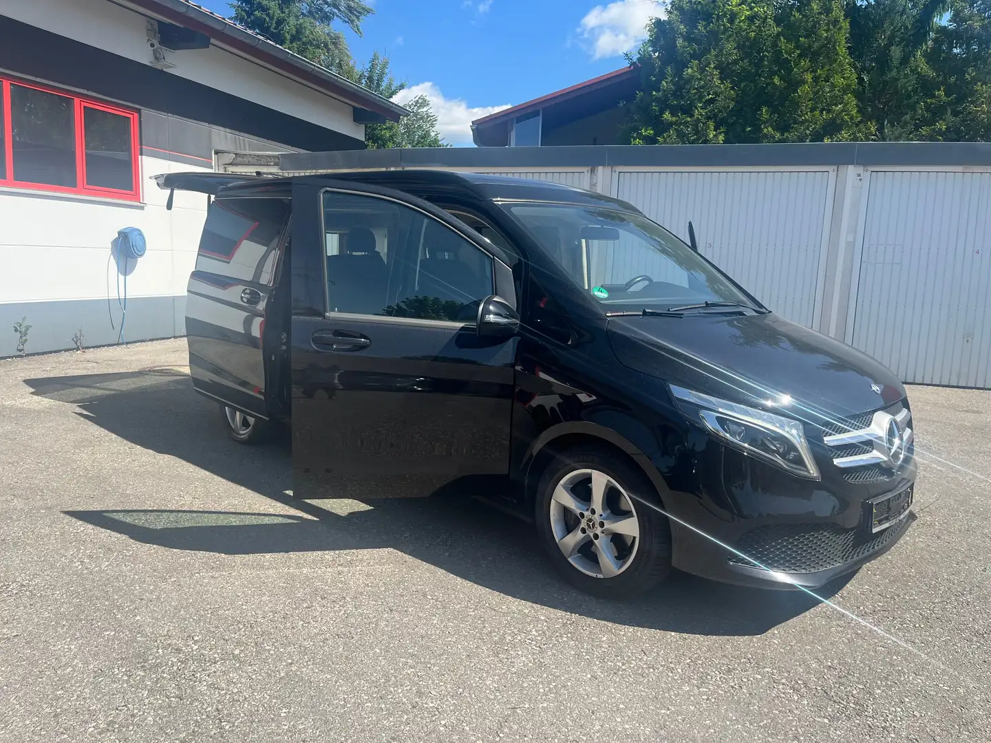 Mercedes-Benz V 250 Marco Polo 250D Schwarz - 2