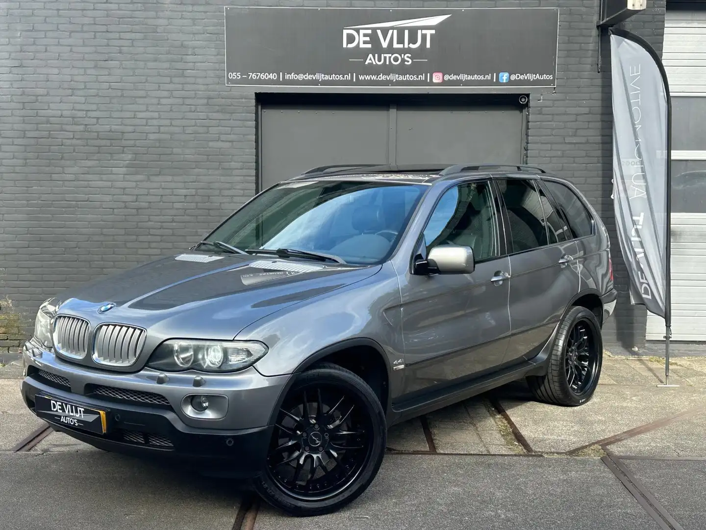 BMW X5 4.4i 320PK | Pano | Navi | Leer | Bi-Xenon | Clima Gris - 2