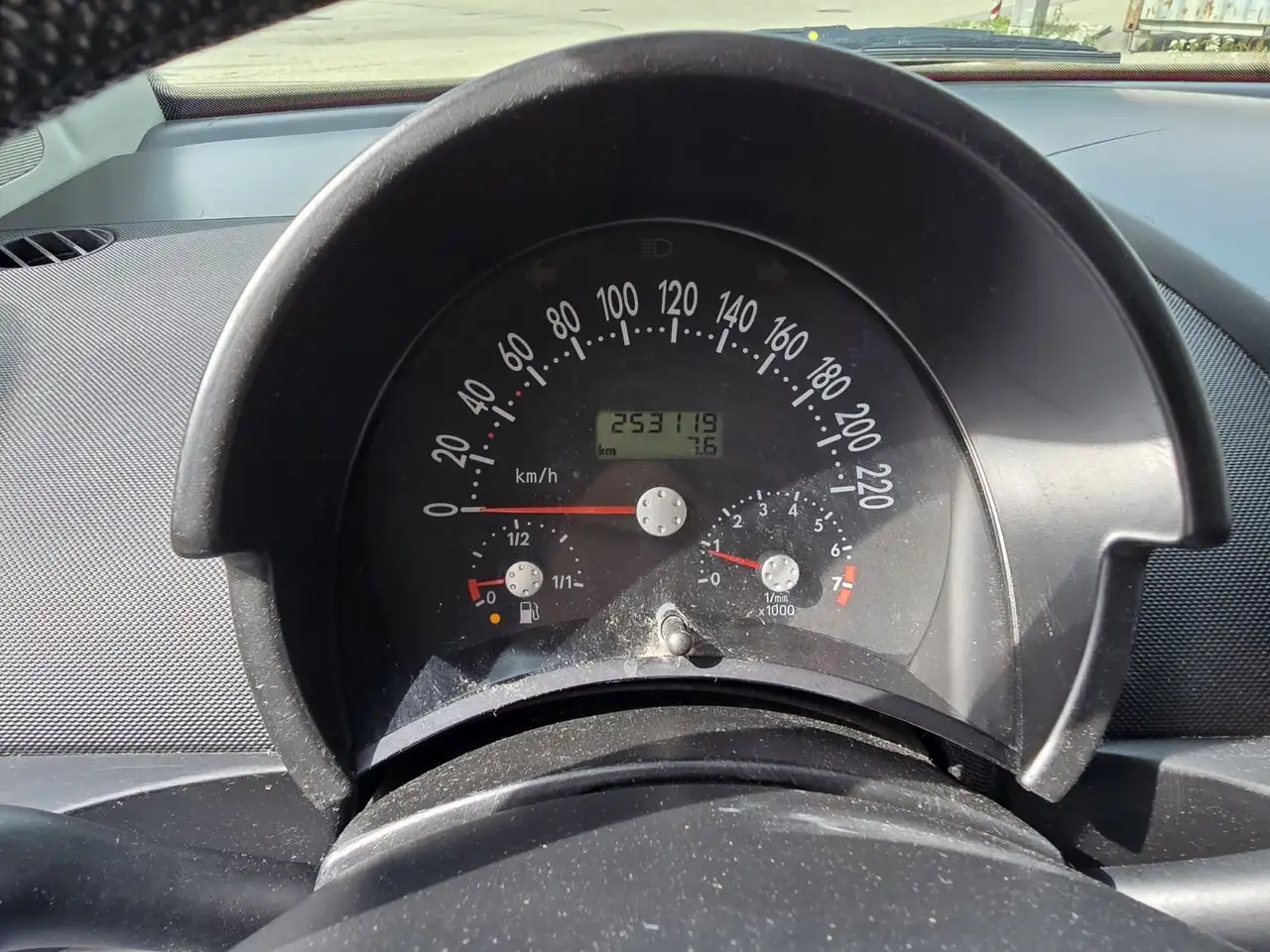 Volkswagen New Beetle 2.0, foto 12