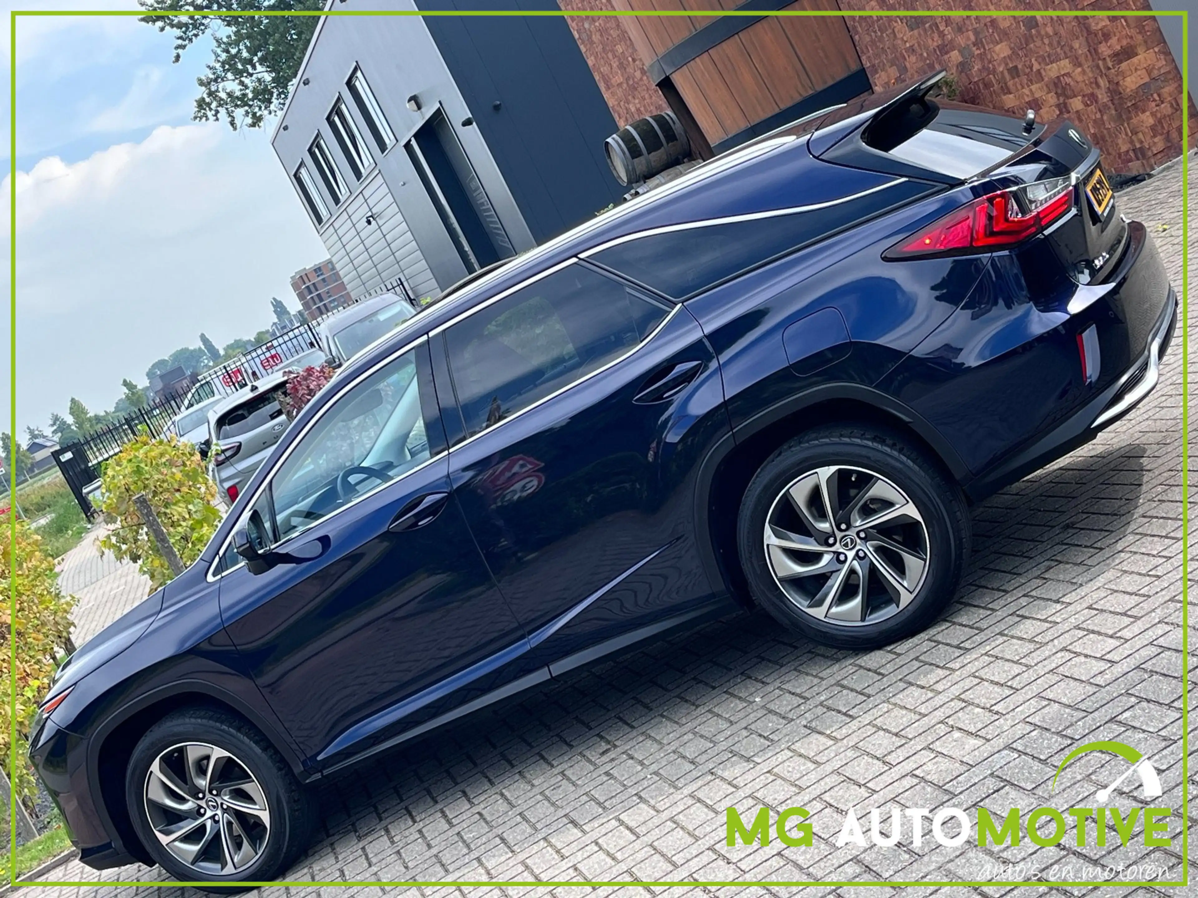 Lexus RX 450h 450hL 4WD President Line | 360 | HUD | Mark Levins — photo 5