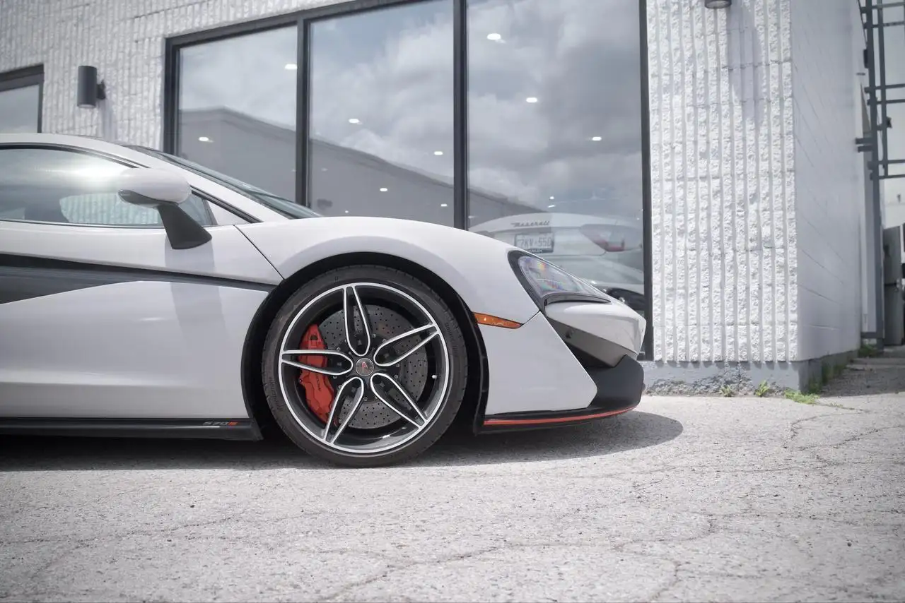 McLaren 570S fotografie McLaren 570S