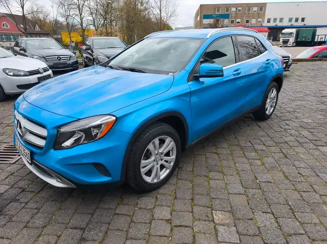 Mercedes-Benz GLA 250 4Matic Automatik