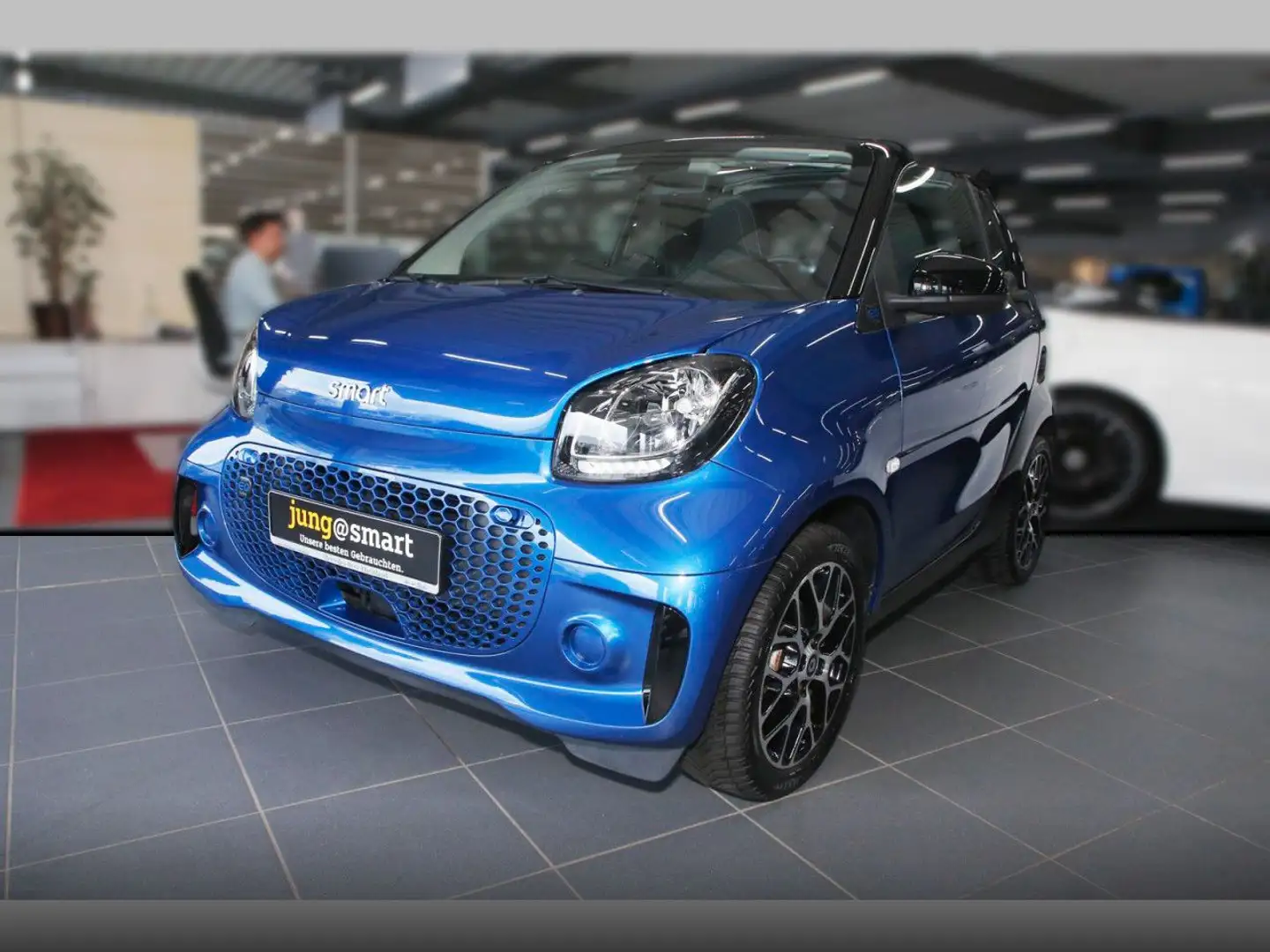 smart forTwo EQ 60kWed prime SHZ PDC Dig Radio Tempom Blau - 2