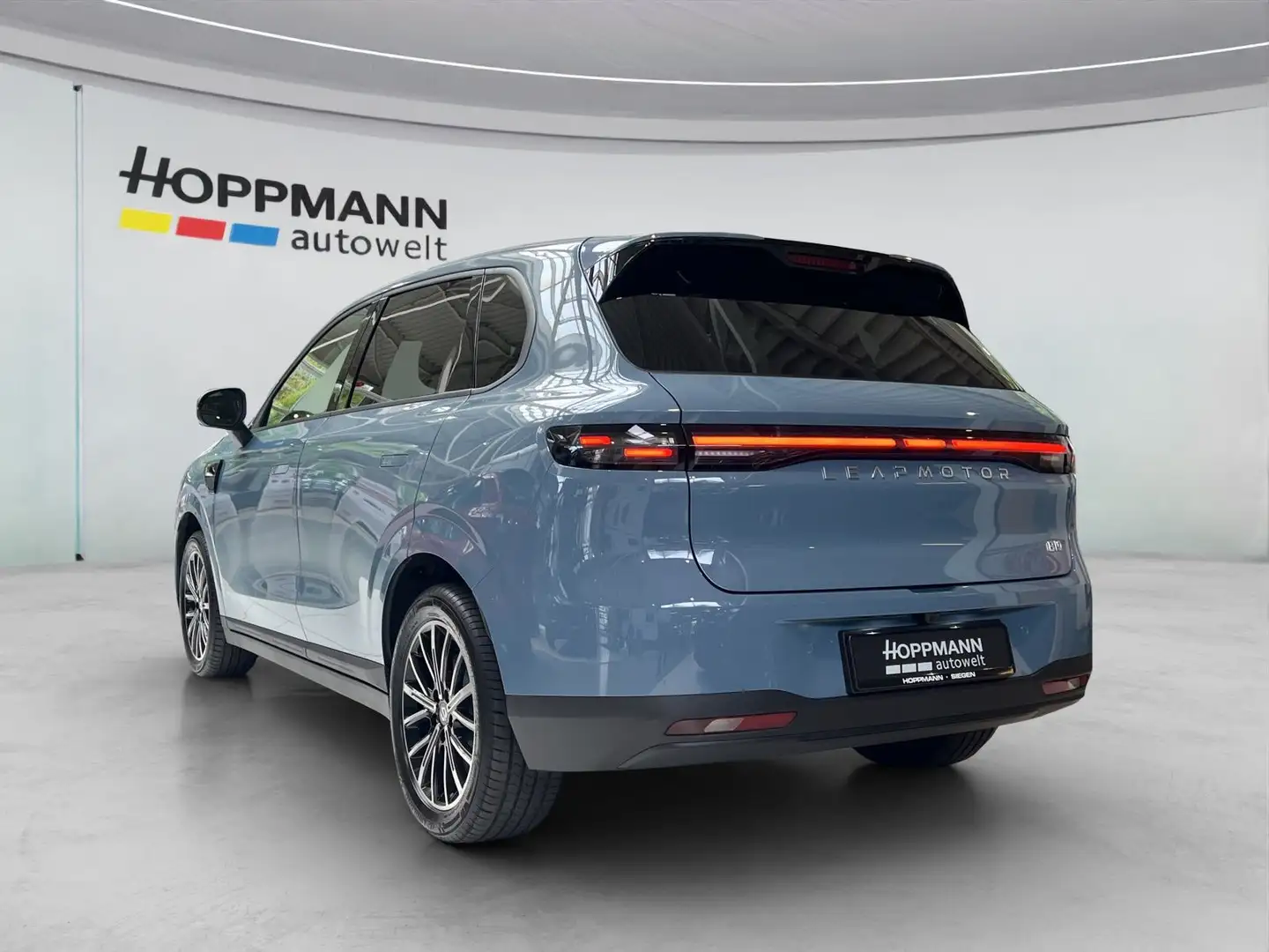 Leapmotor B10 BEV 67,1 kWh Design Pro Max Azul - 2