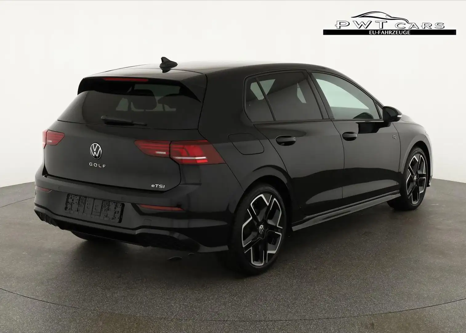 Volkswagen Golf 1.5 eTSI 110 kW R-Line VIII DSG R-LINE, LED- Pl... Schwarz - 2