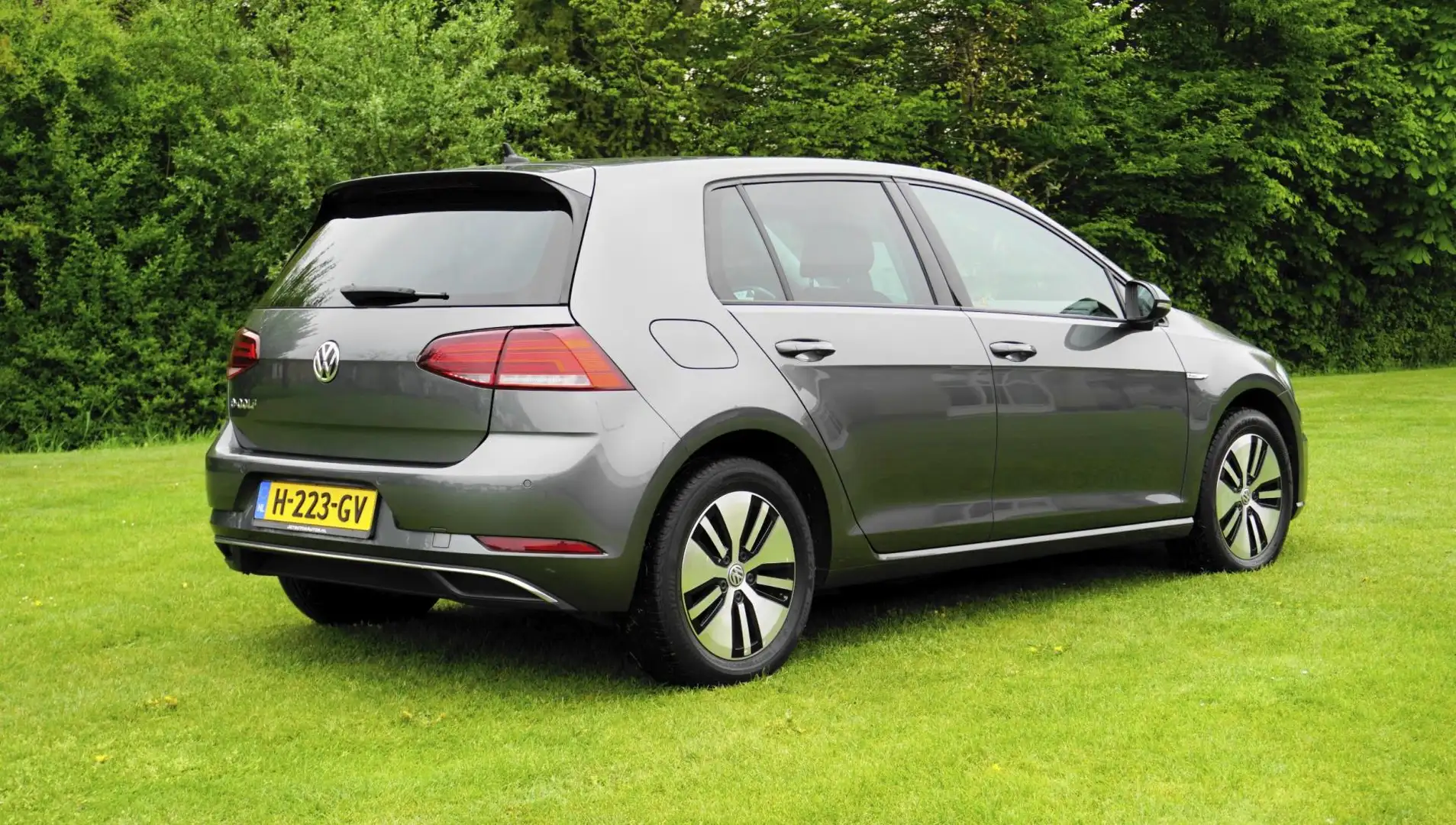 Volkswagen e-Golf E-DITION Warmtepomp Grijs - 2