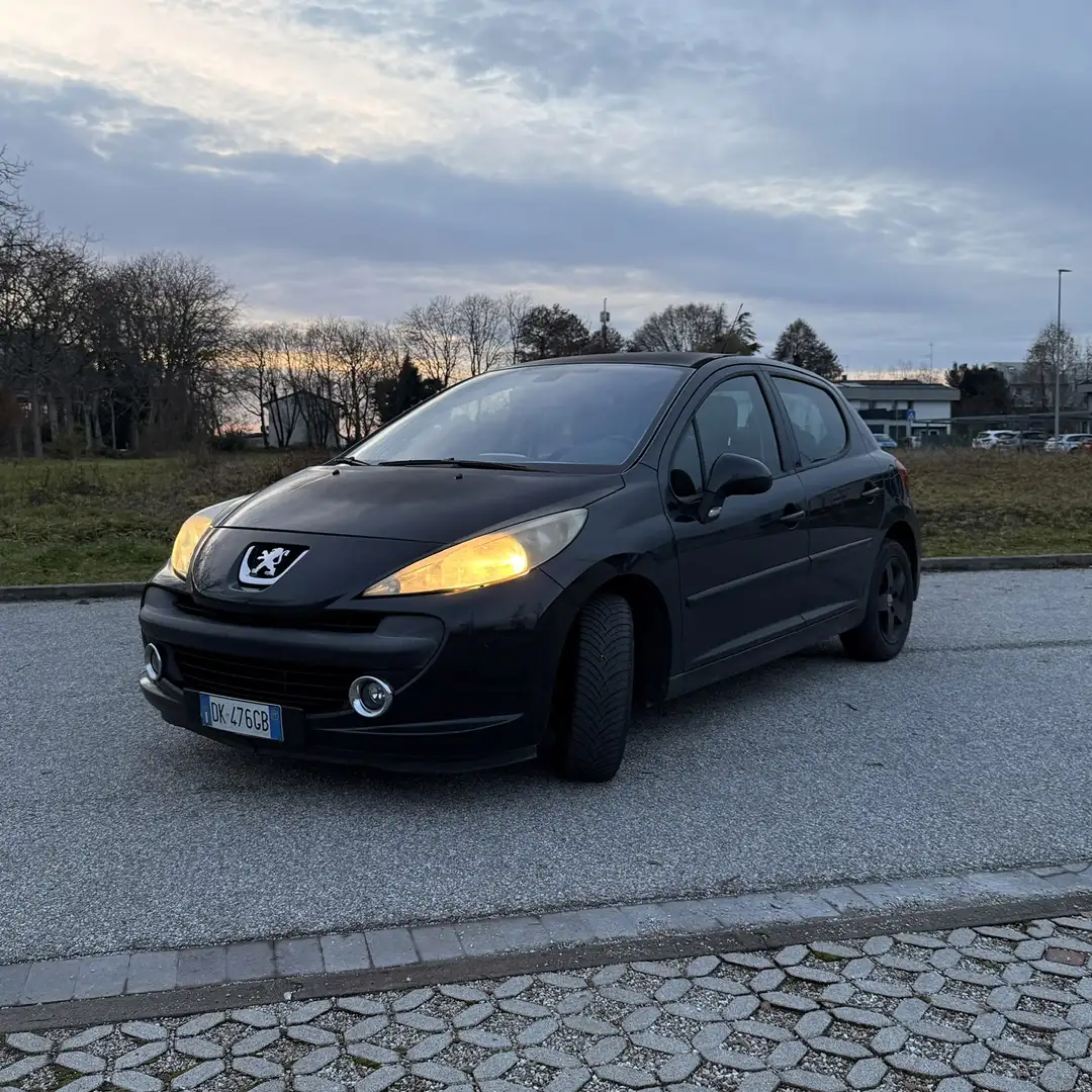 Peugeot 207 - 2