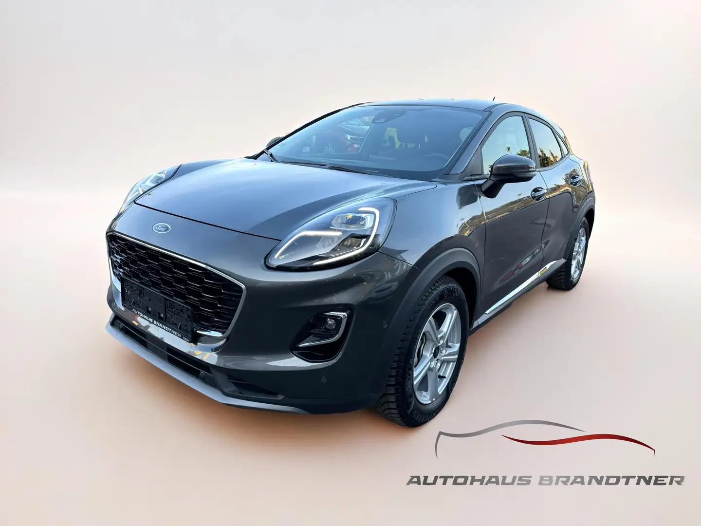 Ford Puma Titanium X Grau - 1