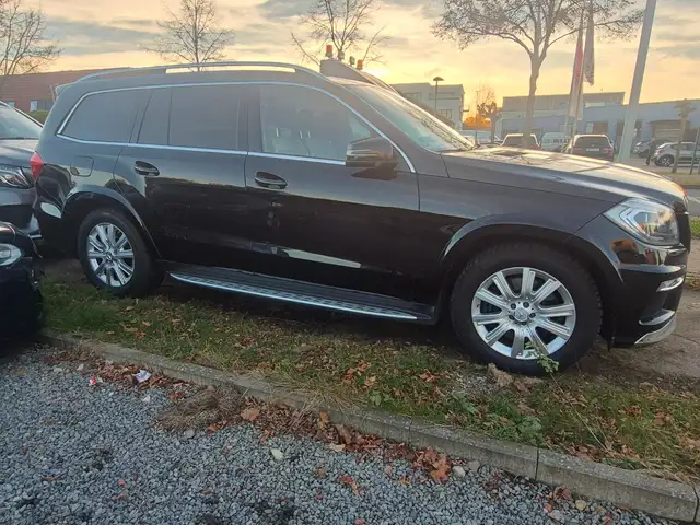 Mercedes-Benz GLS 350 d 4Matic AMG Paket 7 Sitze Leder Kamera