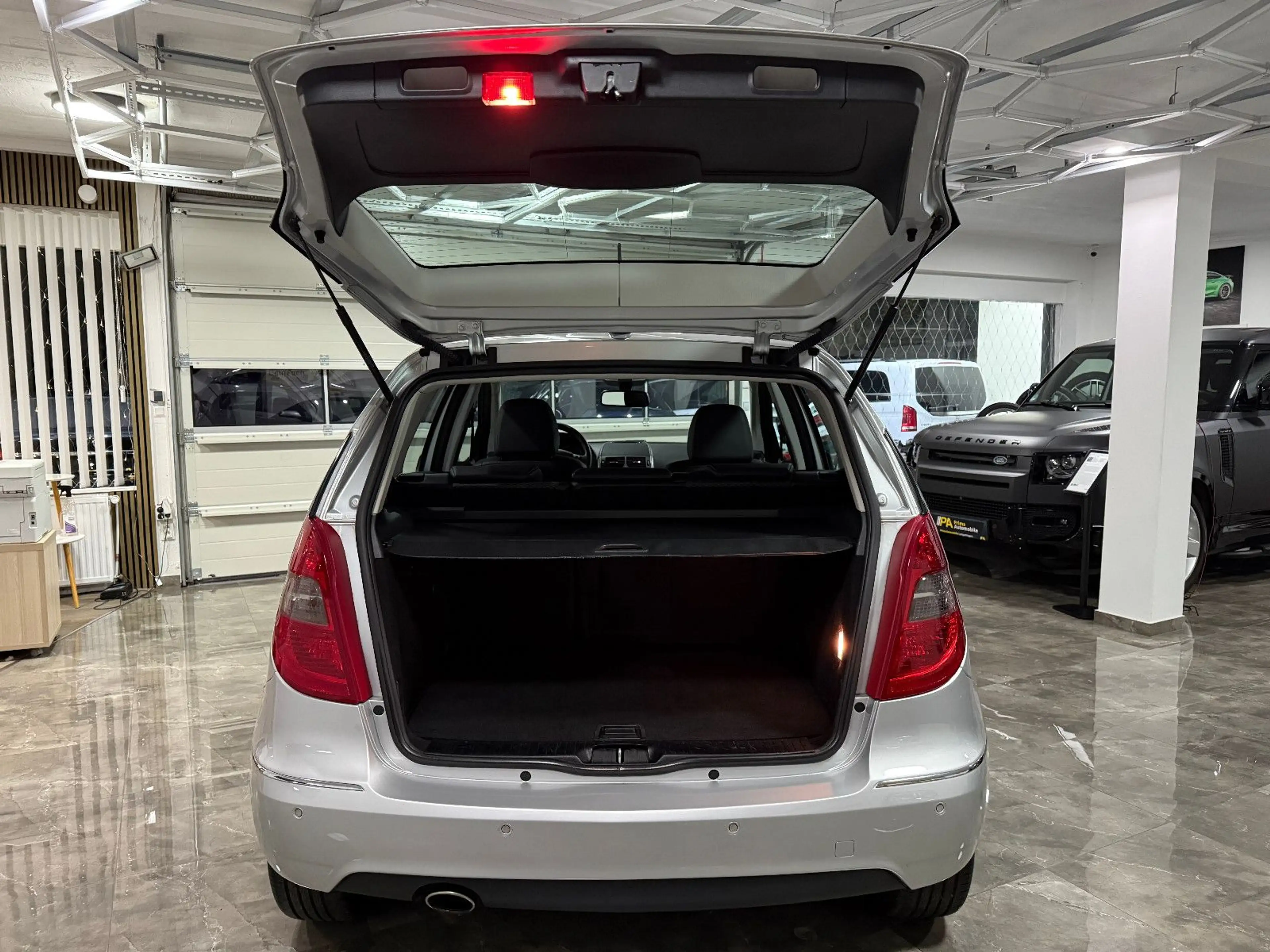 Mercedes-Benz A 180 Avantgarde / 1. Hand Automatik Tempomat — photo 15