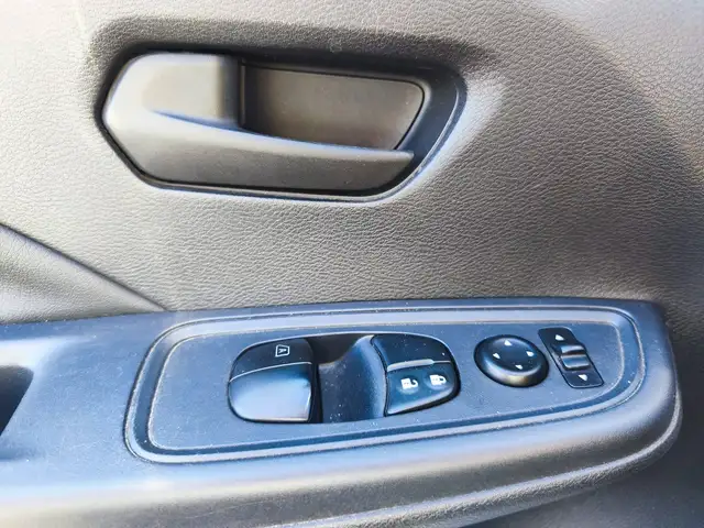Nissan Micra view 16