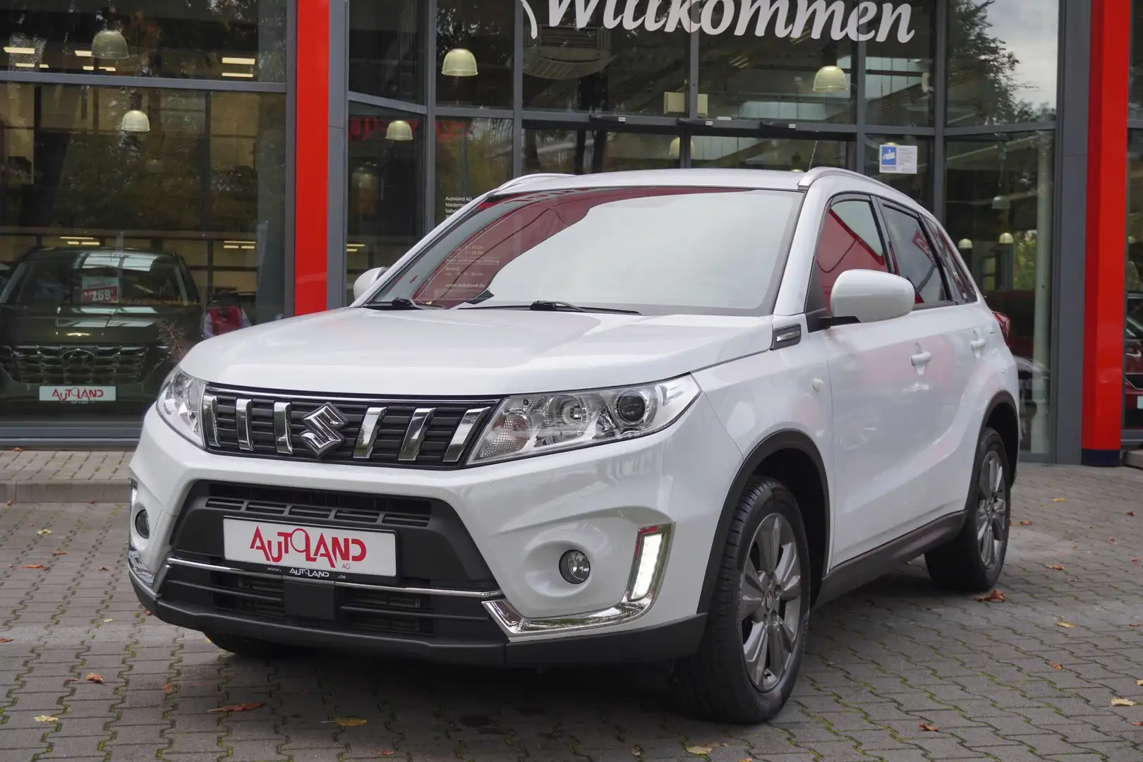 Suzuki Vitara 1.0 Comfort CVT Navi Sitzheizung Kamera Weiß - 2