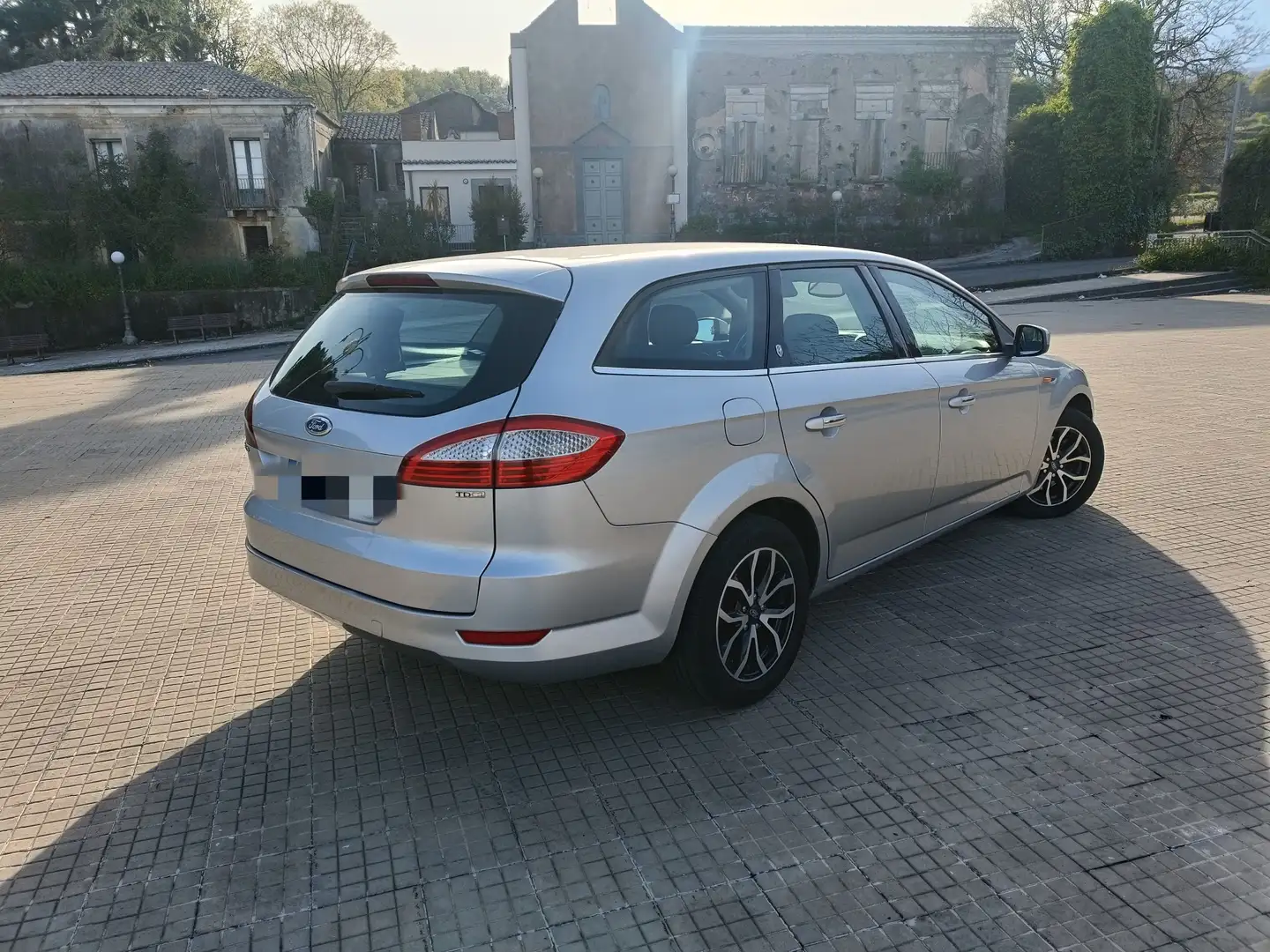 Ford Mondeo titanium - 2