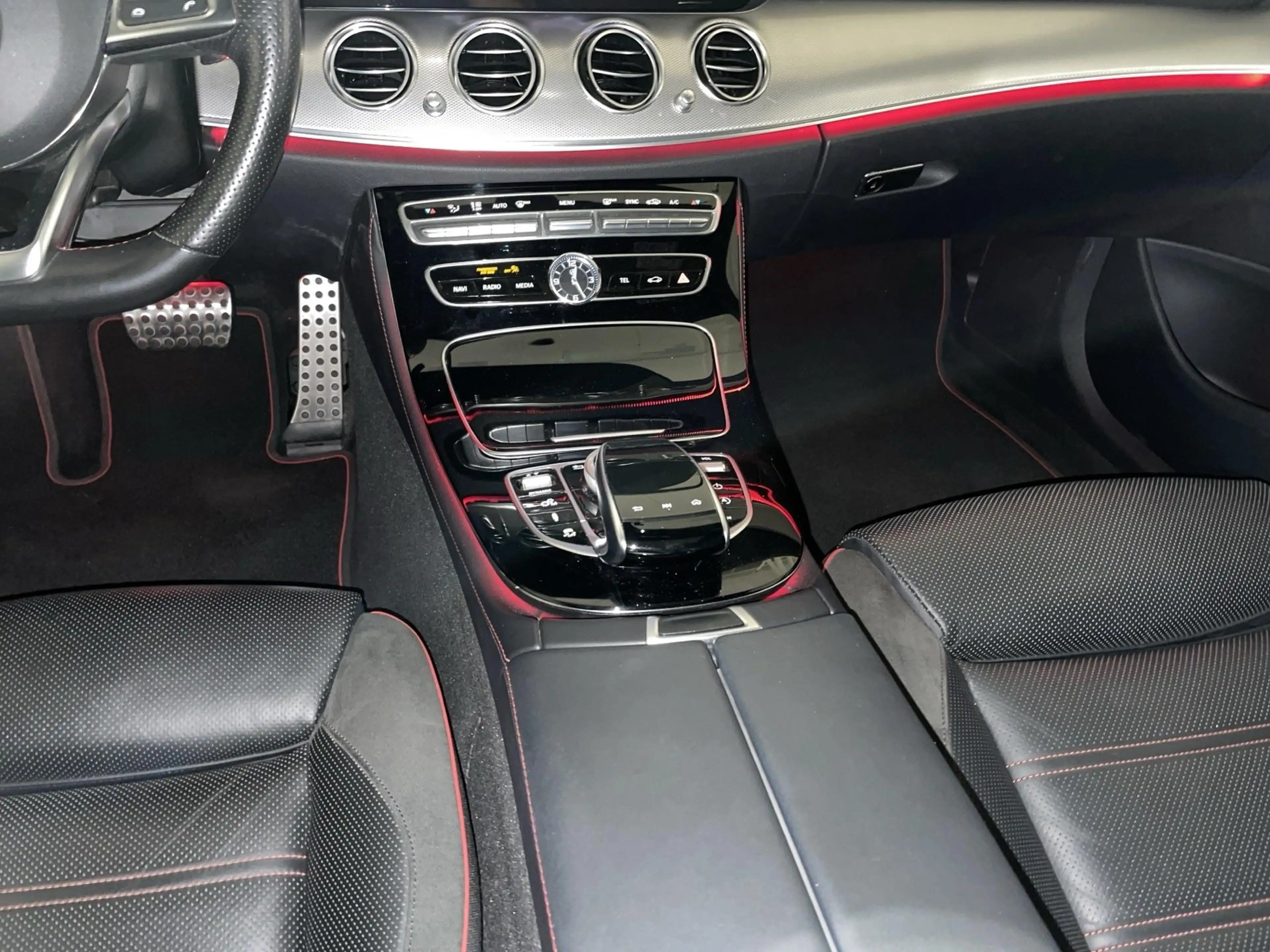 Mercedes-Benz E 43 AMG Classe Berline Mercedes-AMG E 4MATIC AUTO — photo 10