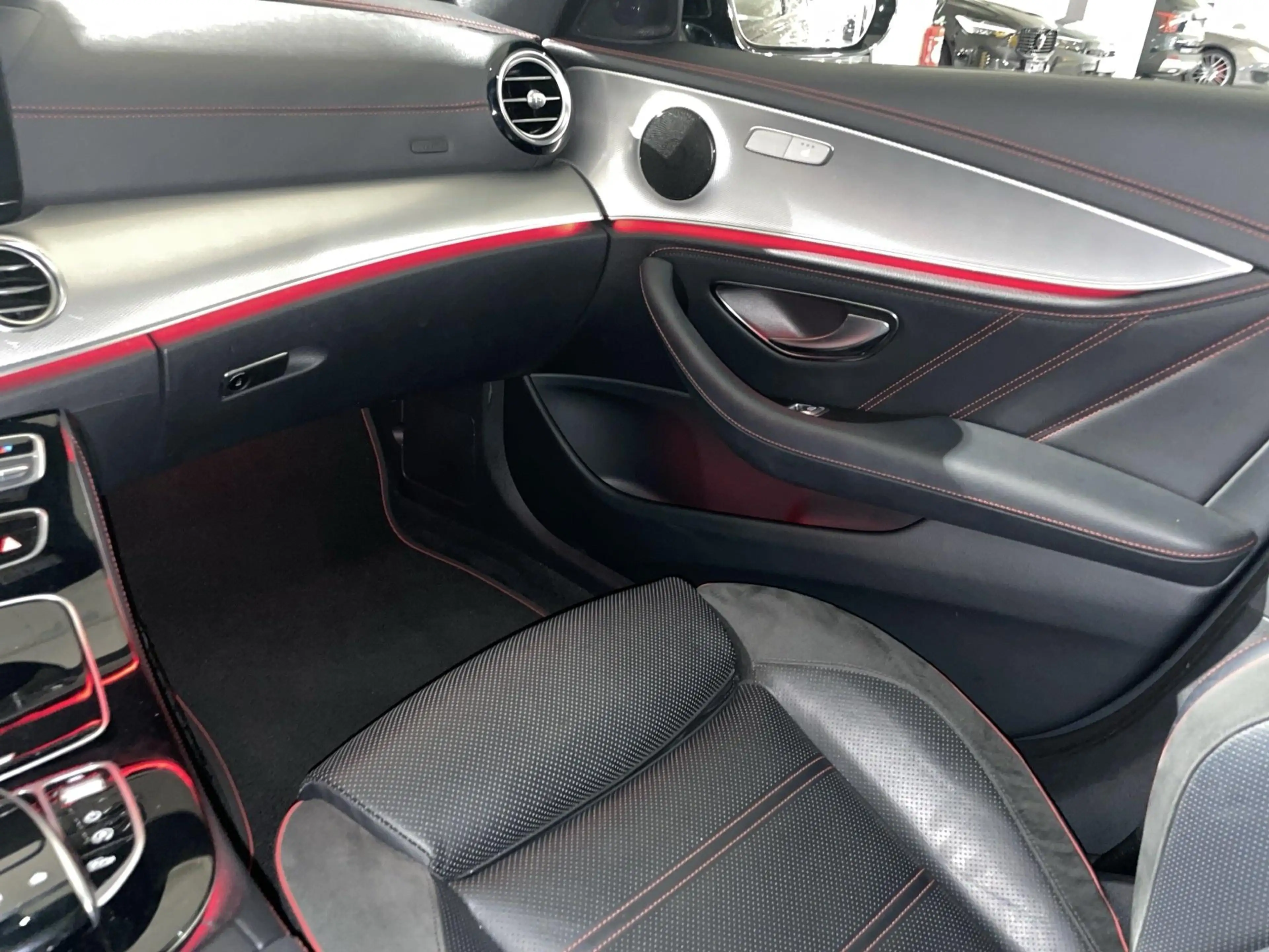 Mercedes-Benz E 43 AMG Classe Berline Mercedes-AMG E 4MATIC AUTO — photo 9