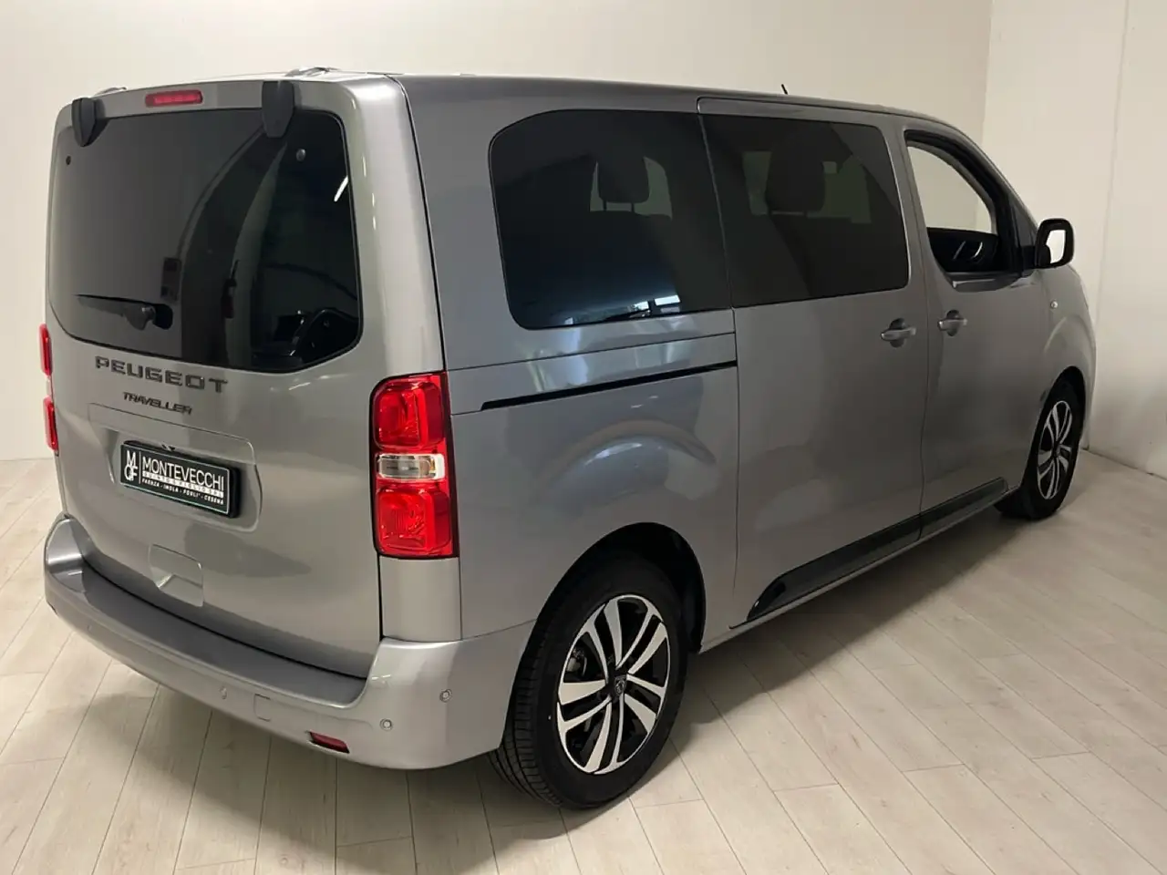 Peugeot Traveller 2026