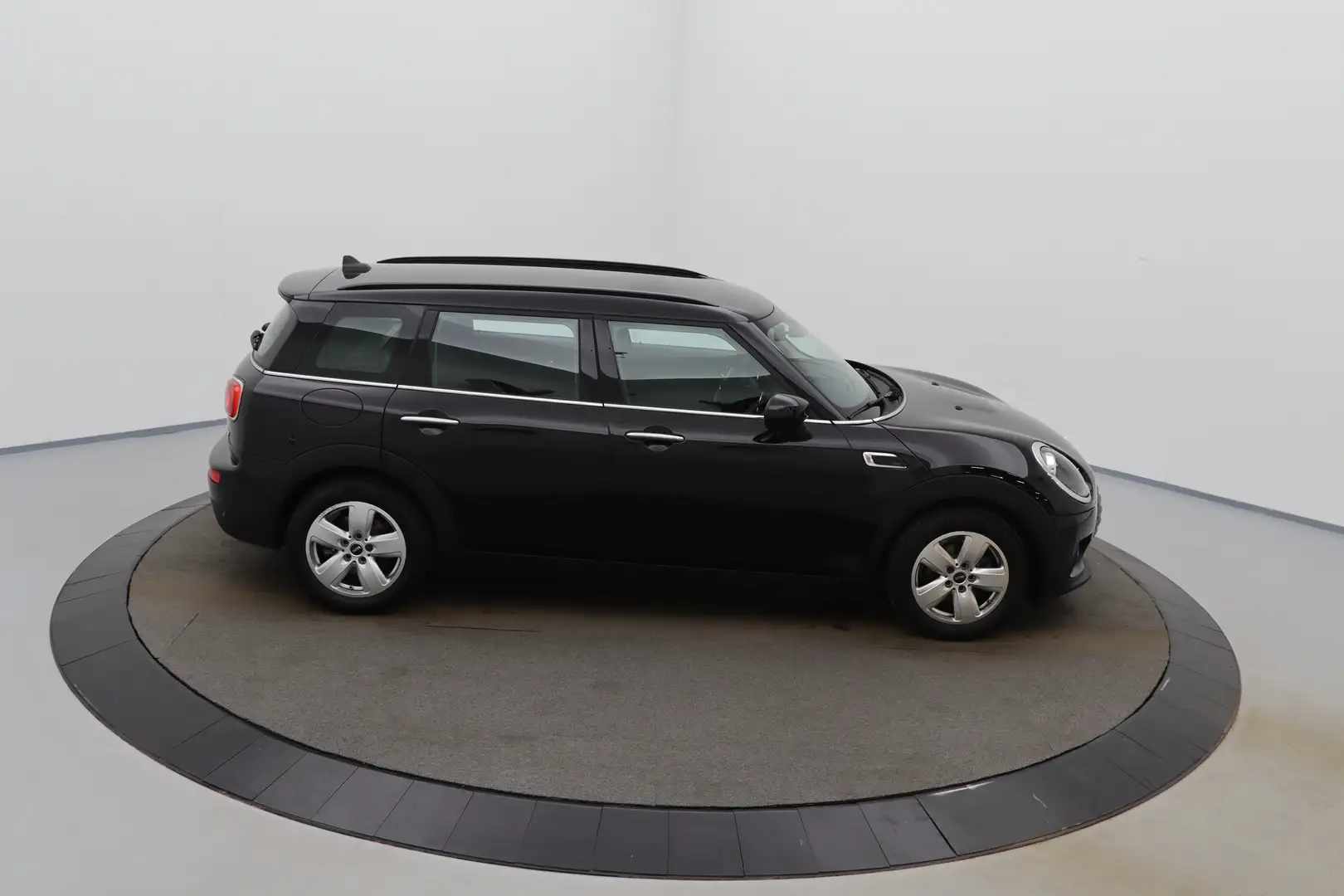 MINI One Clubman 1.5 OPF Big Business GPS PDC Cruise Ctrl BT Negro - 2