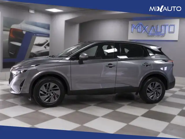 Nissan Qashqai view 3
