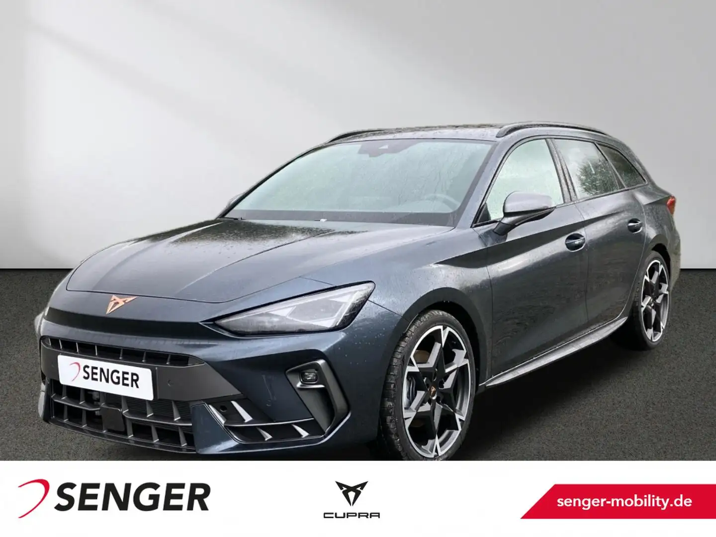 CUPRA Leon Sportstourer 1.5eTSI PANO M-LED Edge+Dynam. Grau - 1
