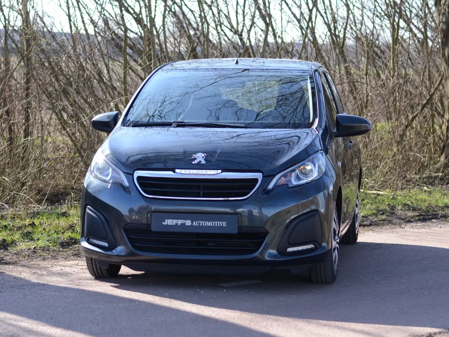 Peugeot 108 1.0 e-VTi Envy Gris - 1