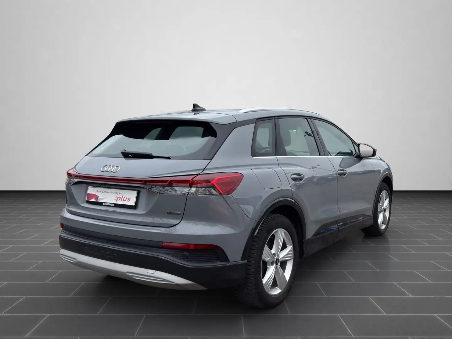 Audi Q4 e-tron 50 quattro MATRIX KAMERA ACC Grau - 2