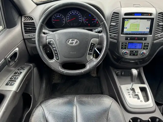 Hyundai Santa Fe view 2