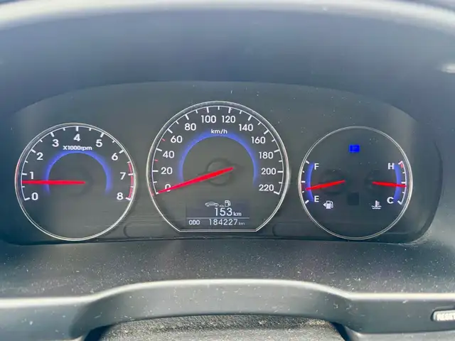 Hyundai Santa Fe view 16